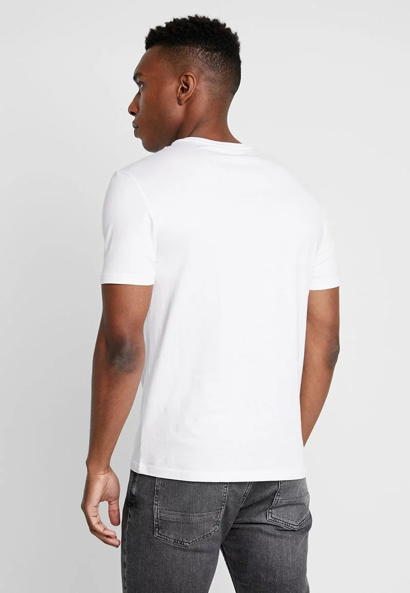 Pier One Uomo 5 PACK - T-shirt Basic - Mottled Bordeaux/white 5 Pier One Uomo 5 PACK - T-shirt Basic - Mottled Bordeaux/white - immagine 3