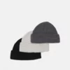 Pier One MICRO SHORT BEANIE COTTON 3 PACK UNISEX - Berretto - Black/dark Grey/off-white