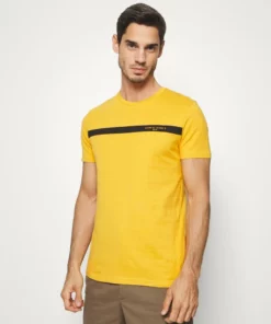 Pier One Uomo T-shirt Con Stampa - Yellow