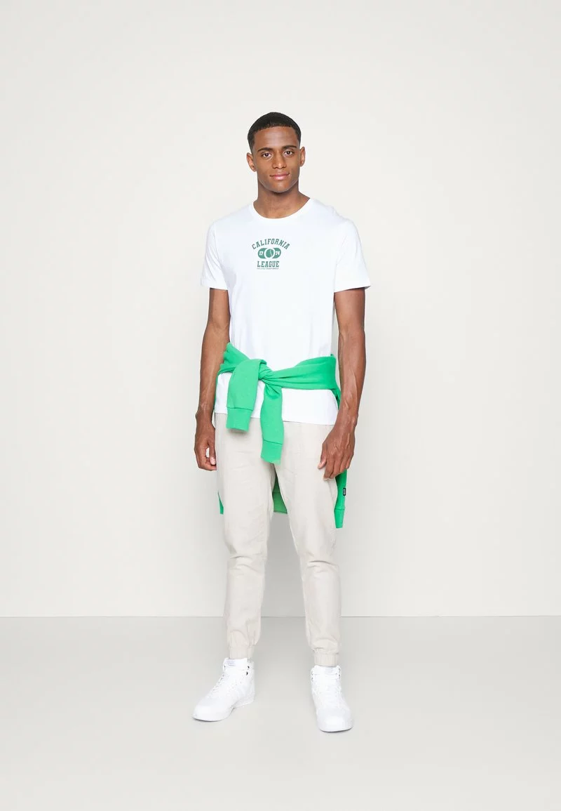 Pier One Uomo CALIFORNIA LEAGUE GRAPHIC T-SHIRT - T-shirt Con Stampa - White 4 Pier One Uomo CALIFORNIA LEAGUE GRAPHIC T-SHIRT - T-shirt Con Stampa - White - immagine 2