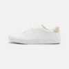 Pier One Uomo Sneakers Basse - White 2 Pier One Uomo Sneakers Basse - White -Offerta Economica Pier One 2dc8edec59054c19ac97480a811ea9d7