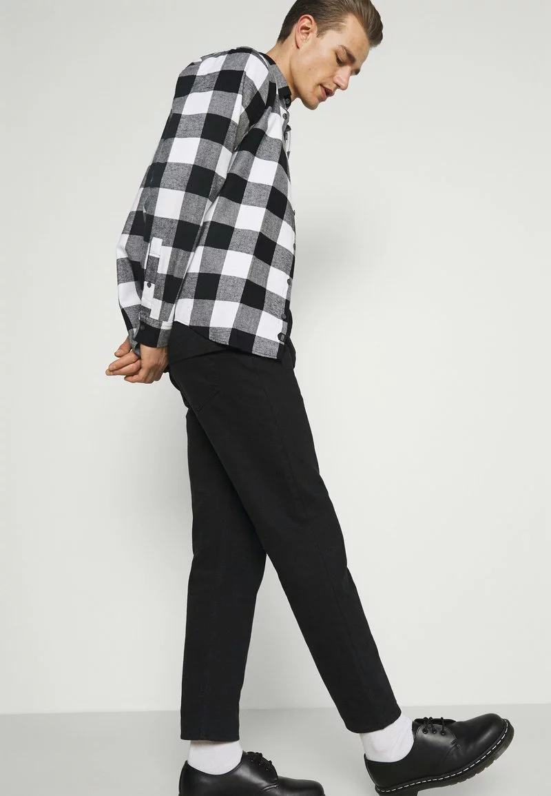 Pier One Uomo T-shirt Con Stampa - Black 6 Pier One Uomo T-shirt Con Stampa - Black - immagine 4