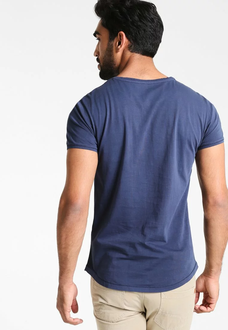 Pier One Uomo T-shirt Basic - Navy 5 Pier One Uomo T-shirt Basic - Navy - immagine 3