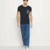 Pier One Uomo T-shirt Con Stampa - Dark Blue -Offerta Economica Pier One 44b94100fb9f47c89eb964df360128cf