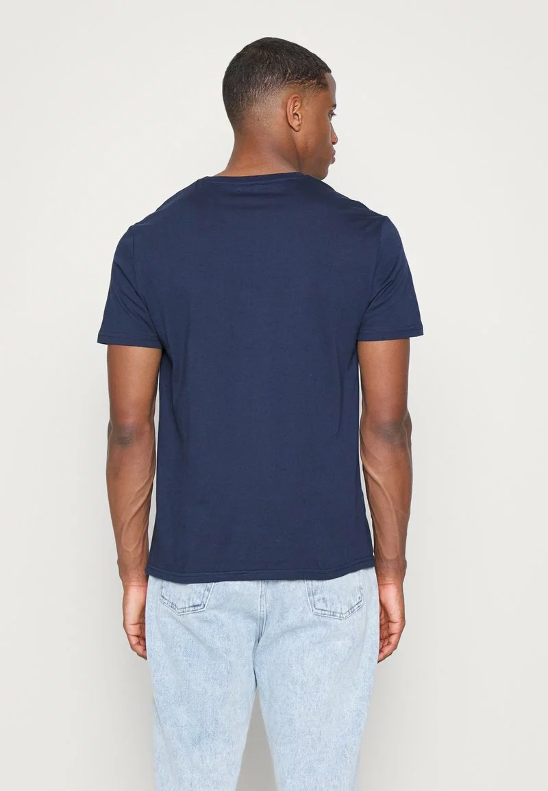 Pier One Uomo GRAPHIC T-SHIRT - T-shirt Con Stampa - Dark Blue 7 Pier One Uomo GRAPHIC T-SHIRT - T-shirt Con Stampa - Dark Blue - immagine 5