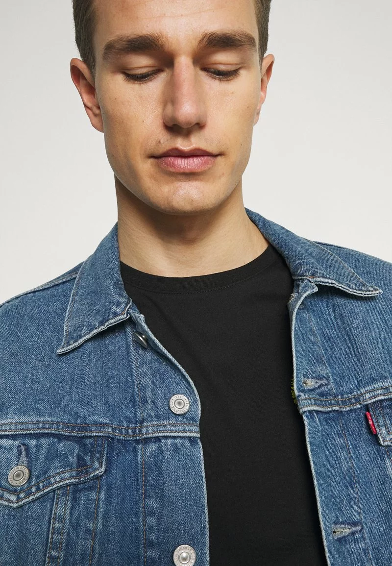 Pier One Uomo T-shirt Con Stampa - Black 6 Pier One Uomo T-shirt Con Stampa - Black - immagine 4