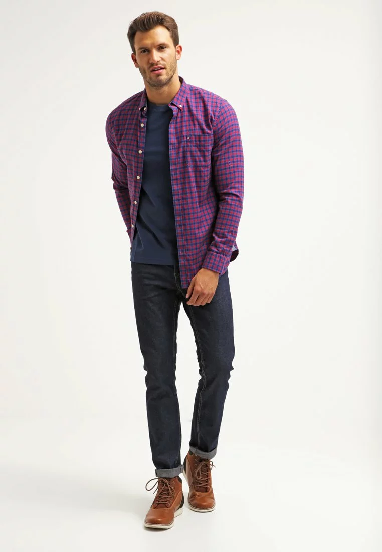 Pier One Uomo T-shirt Basic - Dark Blue 4 Pier One Uomo T-shirt Basic - Dark Blue - immagine 2