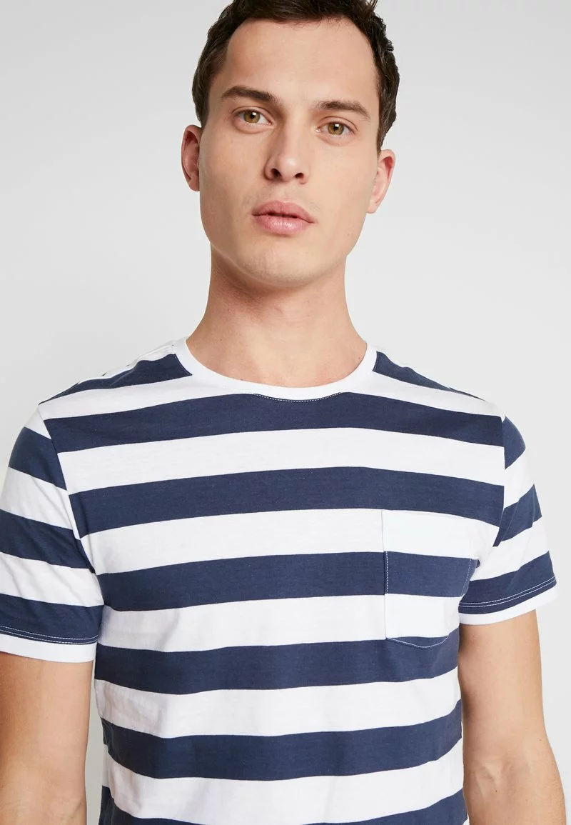 Pier One Uomo T-shirt Con Stampa - Dark Blue/white 6 Pier One Uomo T-shirt Con Stampa - Dark Blue/white - immagine 4