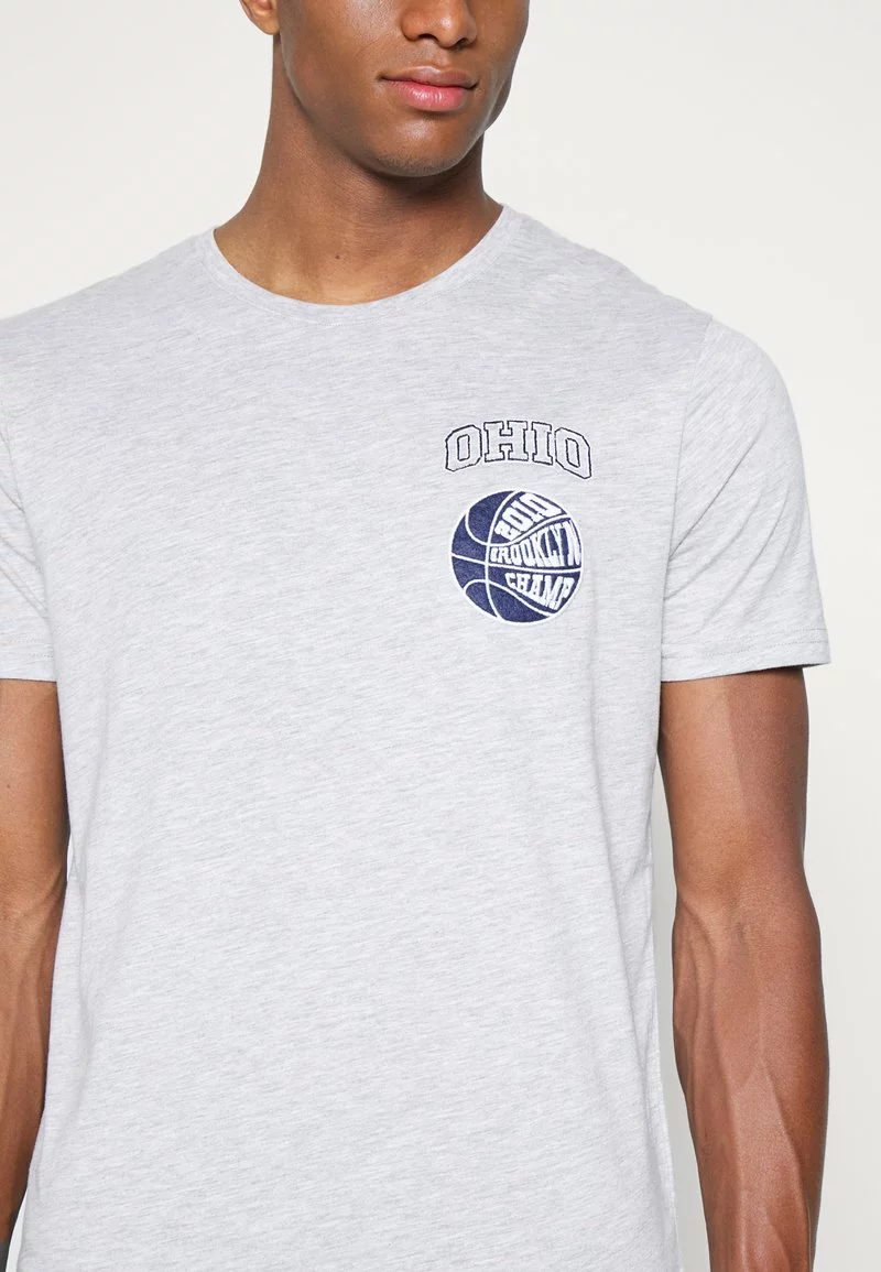 Pier One Uomo GRAPHIC T-SHIRT - T-shirt Basic - Mottled Grey 9 Pier One Uomo GRAPHIC T-SHIRT - T-shirt Basic - Mottled Grey - immagine 7