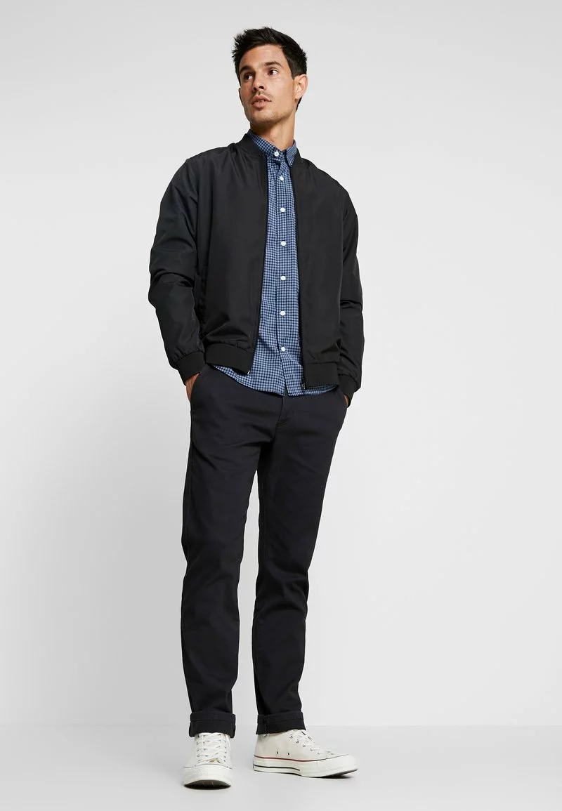 Pier One Uomo Chino - Black 4 Pier One Uomo Chino - Black - immagine 2