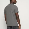 Pier One Uomo LOUNGE HENLEY TEE - Maglia Del Pigiama - Mottled Dark Grey 11 Pier One Uomo LOUNGE HENLEY TEE - Maglia Del Pigiama - Mottled Dark Grey -Offerta Economica Pier One 76bba121118a4f748354f771823d8fd3