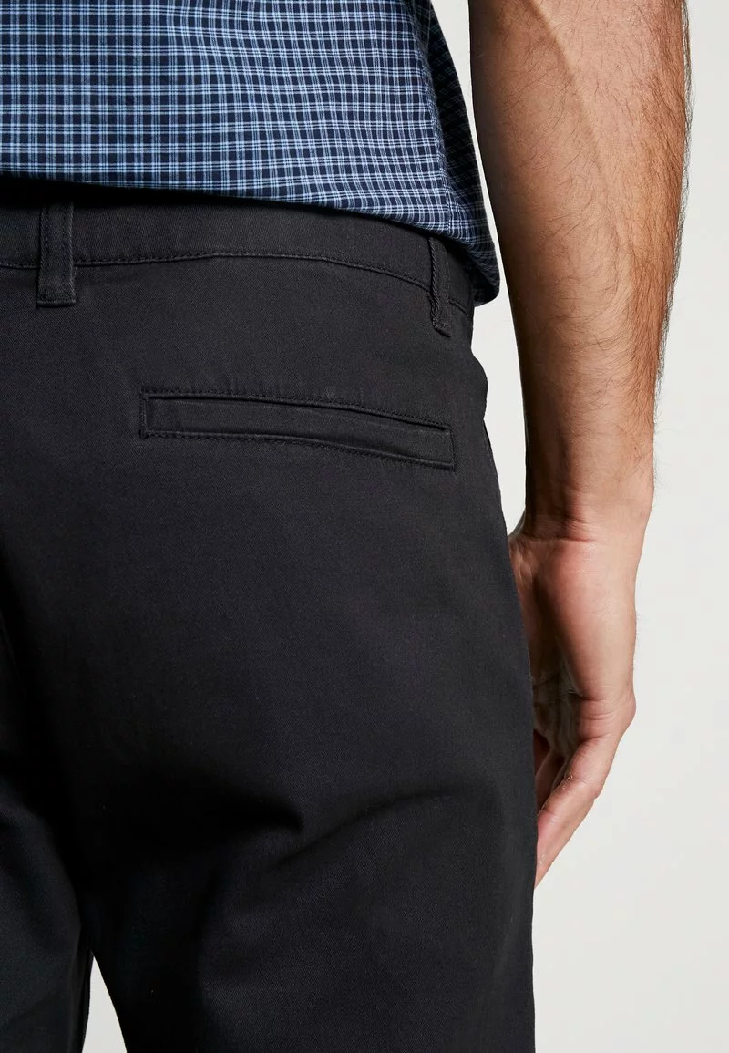 Pier One Uomo Chino - Black 7 Pier One Uomo Chino - Black - immagine 5