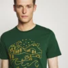 Pier One Uomo T-shirt Con Stampa - Dark Green -Offerta Economica Pier One 816fa80bc1fb46ab9f9f69861b9f0cd2