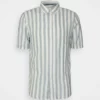 Pier One Uomo Camicia - Light Blue/white 1 Pier One Uomo Camicia - Light Blue/white -Offerta Economica Pier One 82de02d7fda24e079fd2e6d2bca22e2f