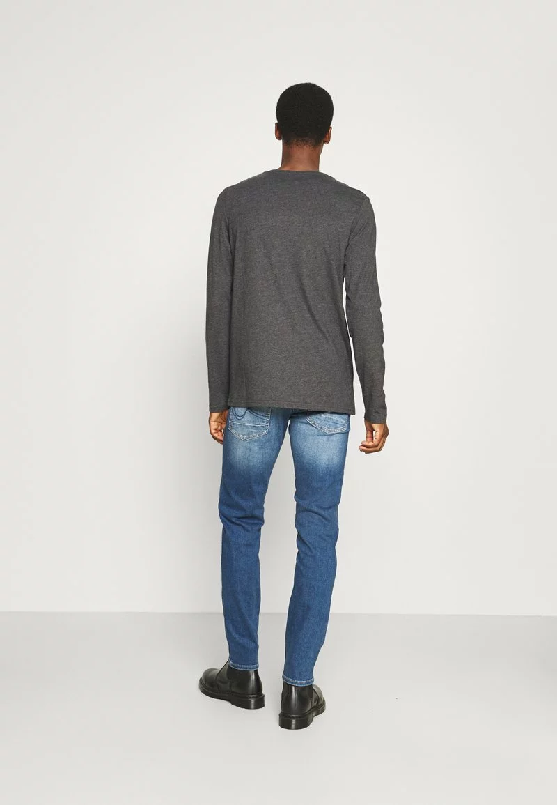 Pier One Uomo 2 PACK - Maglietta A Manica Lunga - Dark Grey/black 5 Pier One Uomo 2 PACK - Maglietta A Manica Lunga - Dark Grey/black - immagine 3