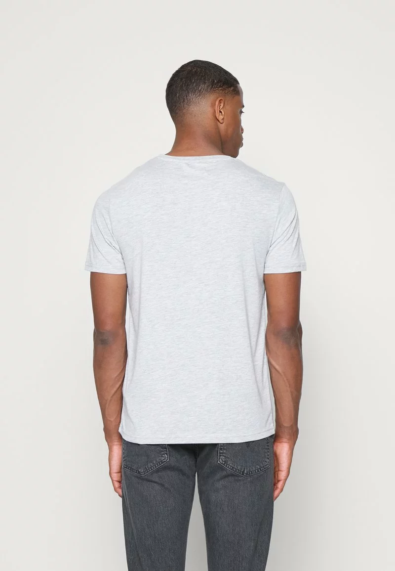 Pier One Uomo GRAPHIC T-SHIRT - T-shirt Basic - Mottled Grey 7 Pier One Uomo GRAPHIC T-SHIRT - T-shirt Basic - Mottled Grey - immagine 5