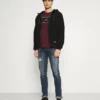 Pier One Uomo T-shirt Con Stampa - Bordeaux/black/white 9 Pier One Uomo T-shirt Con Stampa - Bordeaux/black/white -Offerta Economica Pier One ac5720edcd01482981028224acb2ff1b