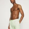 Pier One Uomo PEACHY SOFT BEACH SHORTS - Shorts Da Mare - Light Green 2 Pier One Uomo PEACHY SOFT BEACH SHORTS - Shorts Da Mare - Light Green -Offerta Economica Pier One af3465d0e5d64437abe0b972907ef3e3