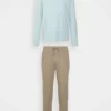 Pier One Uomo Pigiama - Light Blue/ Taupe 1 Pier One Uomo Pigiama - Light Blue/ Taupe -Offerta Economica Pier One b0a18d4b212f416f85b0fa98337a8a1e
