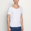 Pier One Uomo T-shirt Basic - Bright White 1 Pier One Uomo T-shirt Basic - Bright White -Offerta Economica Pier One b764434f257f4462a0112523e5a4d304