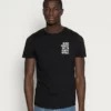 Pier One Uomo T-shirt Con Stampa - Black 9 Pier One Uomo T-shirt Con Stampa - Black -Offerta Economica Pier One bb371f8d17004727ac68b7f8c5d42d8e