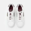 Pier One Uomo Sneakers Basse - White 11 Pier One Uomo Sneakers Basse - White -Offerta Economica Pier One bb3ea8f79b4f40e8afda29d0e7f6b20d