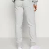 Pier One Uomo SET - Tuta - Light Grey 13 Pier One Uomo SET - Tuta - Light Grey -Offerta Economica Pier One bb755aab511048dd847a95e7d62c3a6d