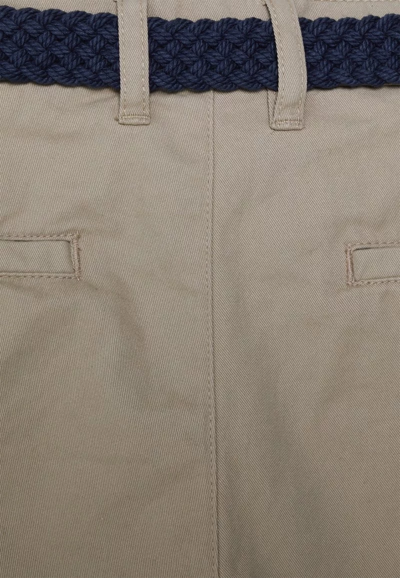 Pier One Uomo CHINOS WITH BELT - Shorts - Tan 5 Pier One Uomo CHINOS WITH BELT - Shorts - Tan - immagine 3