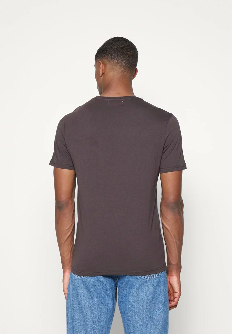 Pier One Uomo GRAPHIC T-SHIRT - T-shirt Basic - Brown 7 Pier One Uomo GRAPHIC T-SHIRT - T-shirt Basic - Brown - immagine 5