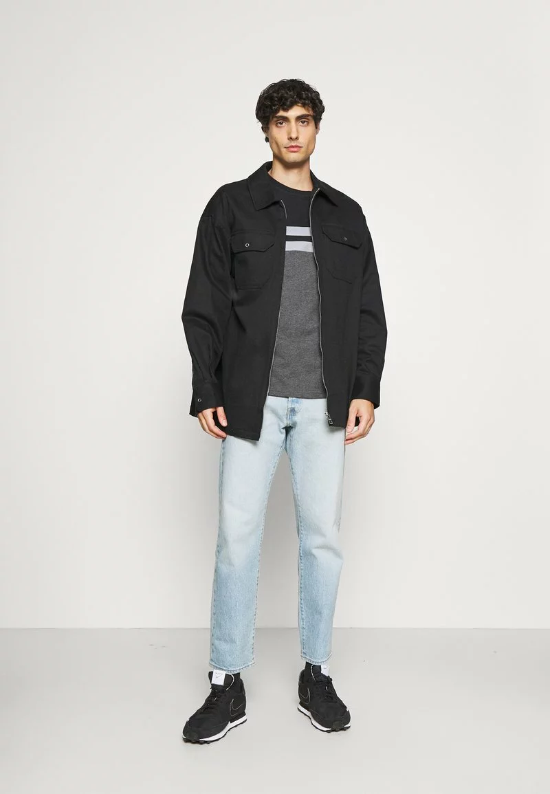 Pier One Uomo T-shirt Con Stampa - Black/grey 4 Pier One Uomo T-shirt Con Stampa - Black/grey - immagine 2