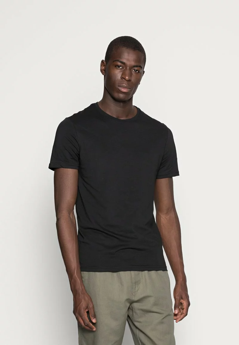 Pier One Uomo 5 PACK - T-shirt Basic - Black 4 Pier One Uomo 5 PACK - T-shirt Basic - Black - immagine 2