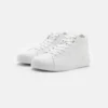 Pier One UNISEX - Sneakers Alte - White 9 Pier One UNISEX - Sneakers Alte - White -Offerta Economica Pier One e22f438d2bcd4a54a3182b68a1c2015a