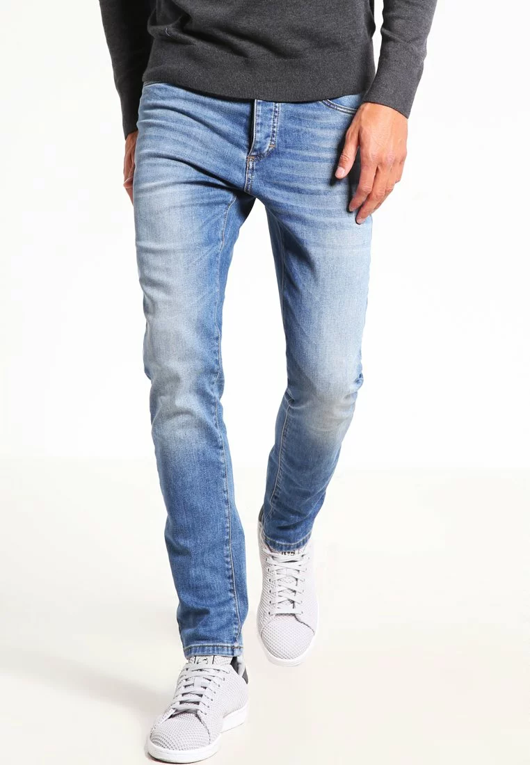 Pier One Uomo DISTRESSED DENIM SLIM FIT - Jeans Slim Fit - Light Blue 3 Pier One Uomo DISTRESSED DENIM SLIM FIT - Jeans Slim Fit - Light Blue