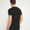 Pier One Uomo T-shirt Con Stampa - Black 10 Pier One Uomo T-shirt Con Stampa - Black -Offerta Economica Pier One ffd837a660614454b317dbc6d63e68b6